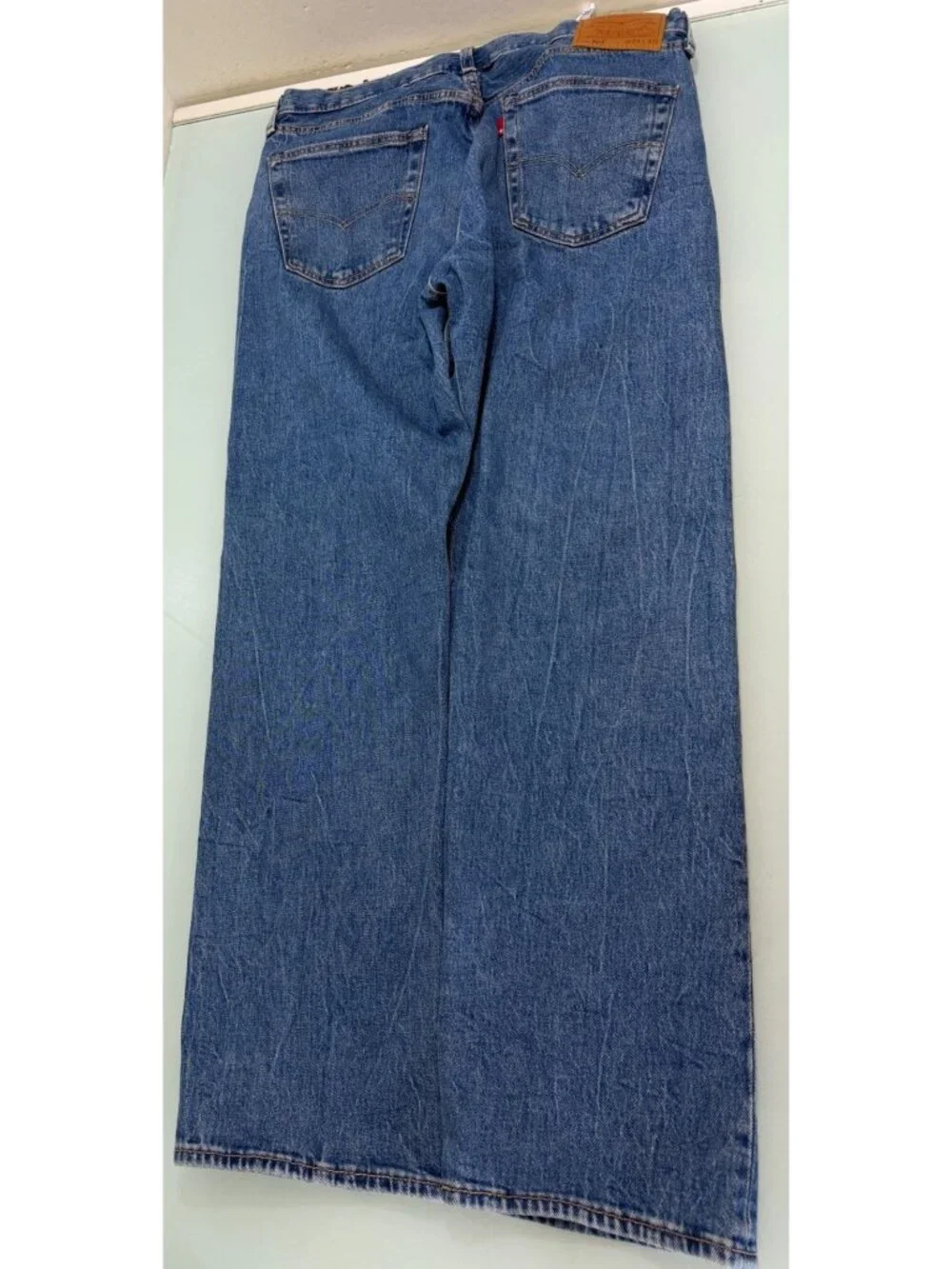 Levis Premium 501 Jeans Mens 34X32 Button Fly Denim Straight Leg Medium Wash